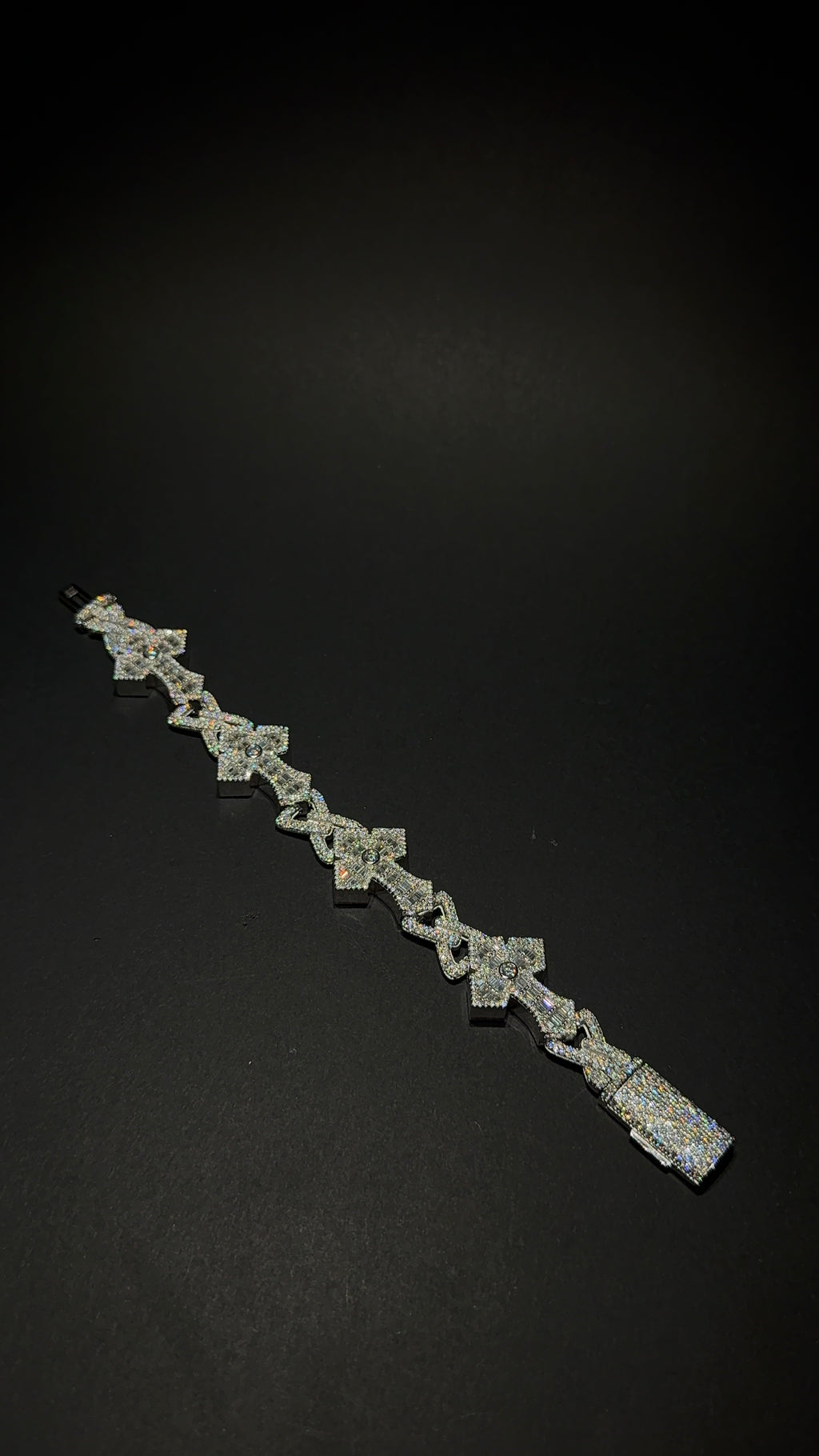 Baguette & Round Cut Cross Bracelet 22MM  7.5Inch