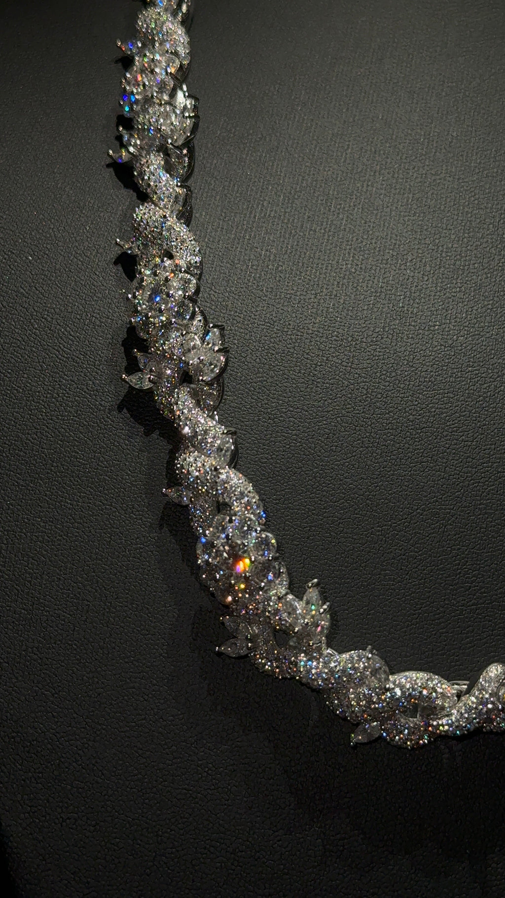 Infinity Flower Link Chain 15MM 22 Inch